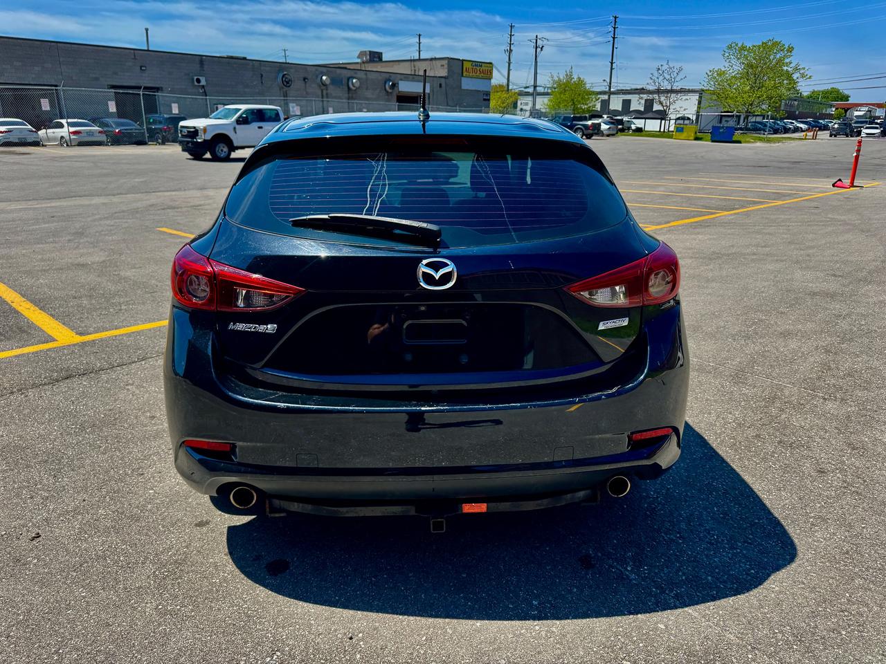 2018 Mazda MAZDA3 Touring Photo