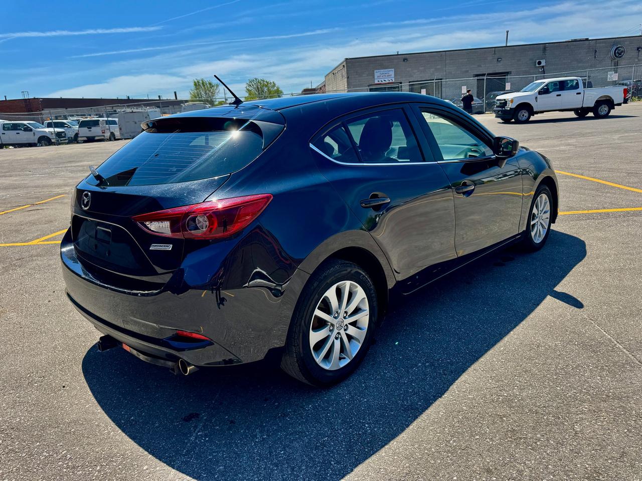 2018 Mazda MAZDA3 Touring Photo