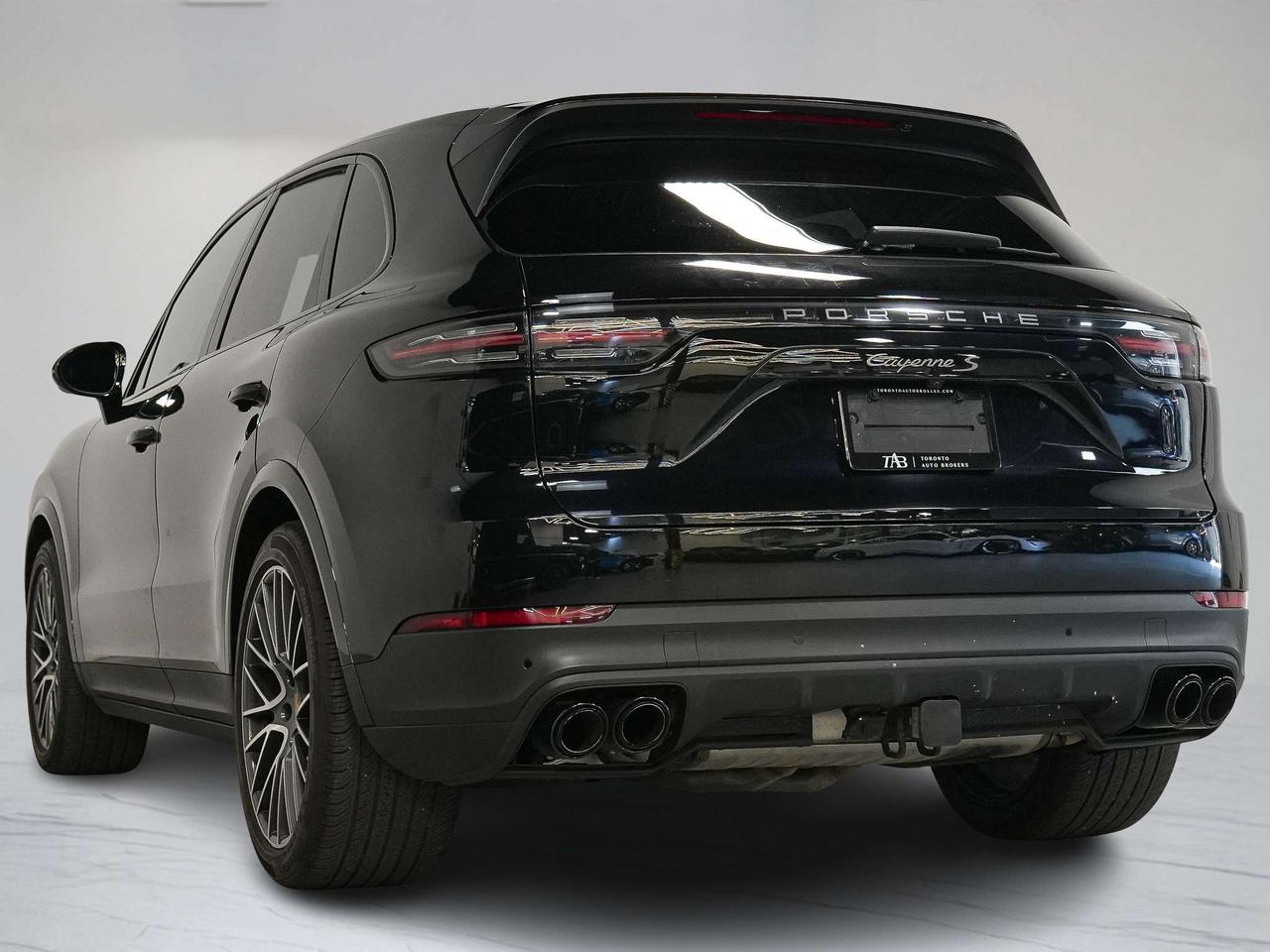 2023 Porsche Cayenne S | PLATINUM EDITION | PREMIUM PLUS | 21 IN Photo