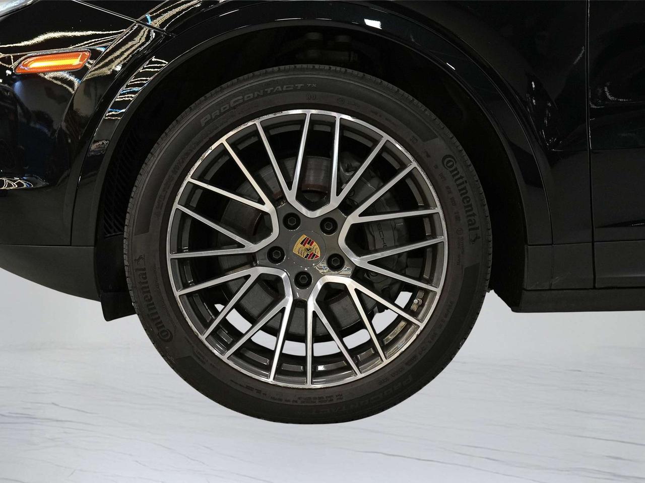 2023 Porsche Cayenne S | PLATINUM EDITION | PREMIUM PLUS | 21 IN Photo