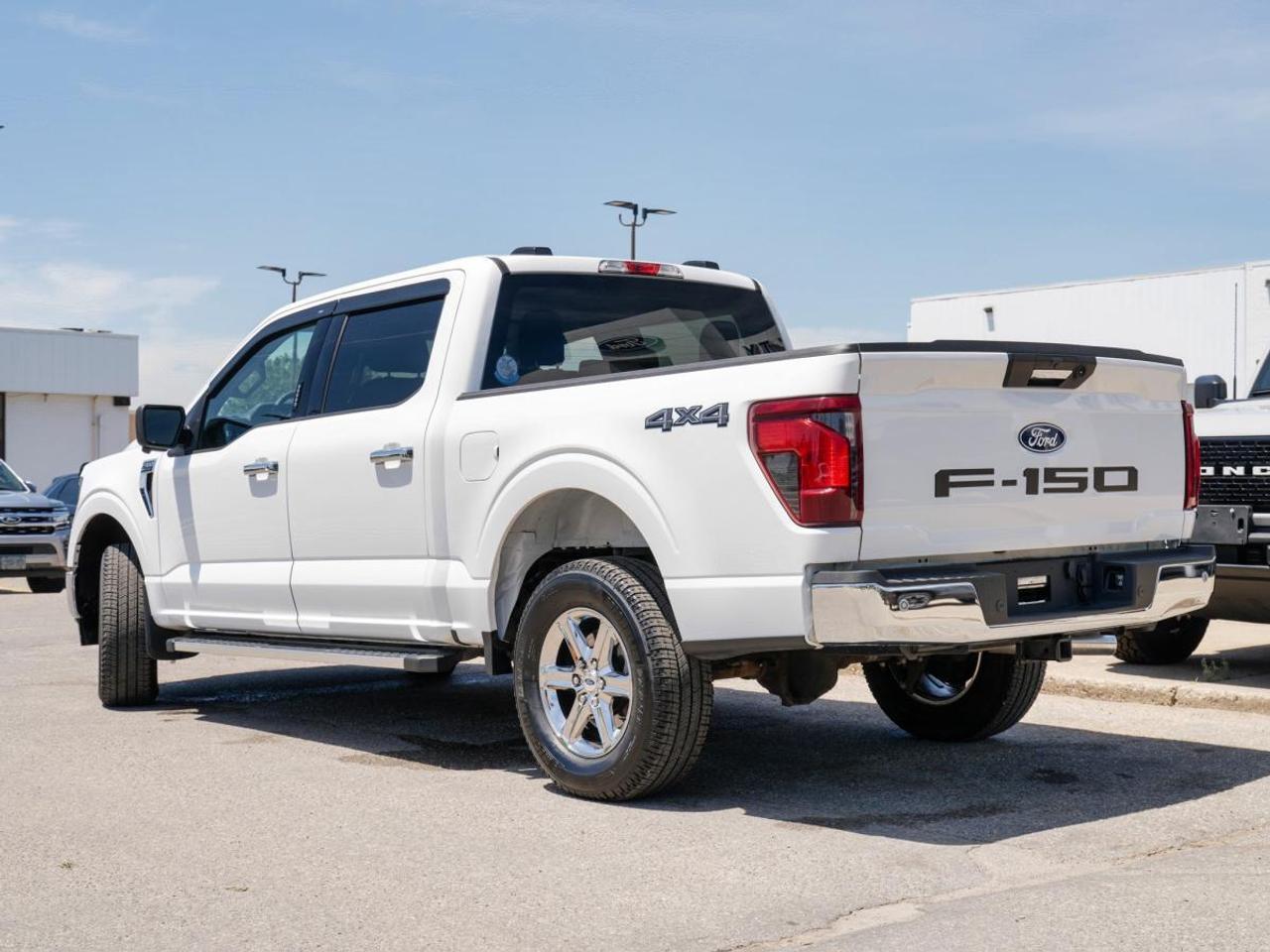 2024 Ford F-150 XLT 4WD/ ONE OWNER TRUCK!..COME SEE! Photo