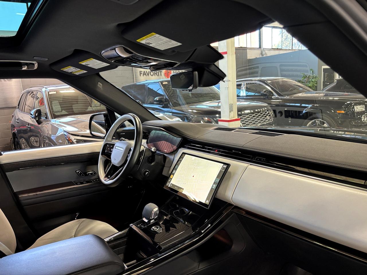 2024 Land Rover Range Rover Sport P400 Dynamic SE|AWD|WHITELEATHER|BREMBO|RECLINE|++ Photo