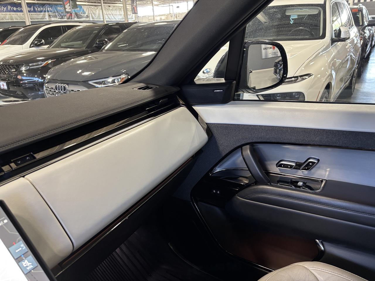 2024 Land Rover Range Rover Sport P400 Dynamic SE|AWD|WHITELEATHER|BREMBO|RECLINE|++ Photo
