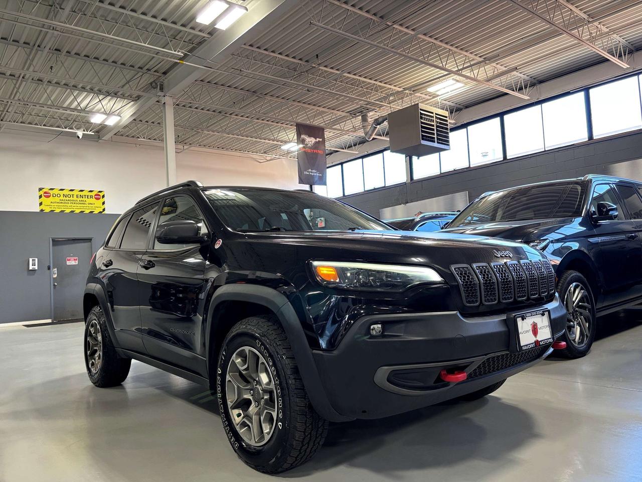 2020 Jeep Cherokee Trailhawk|4X4|TRAILRATED|SELECTERRAIN|LEATHER|CAM| Photo