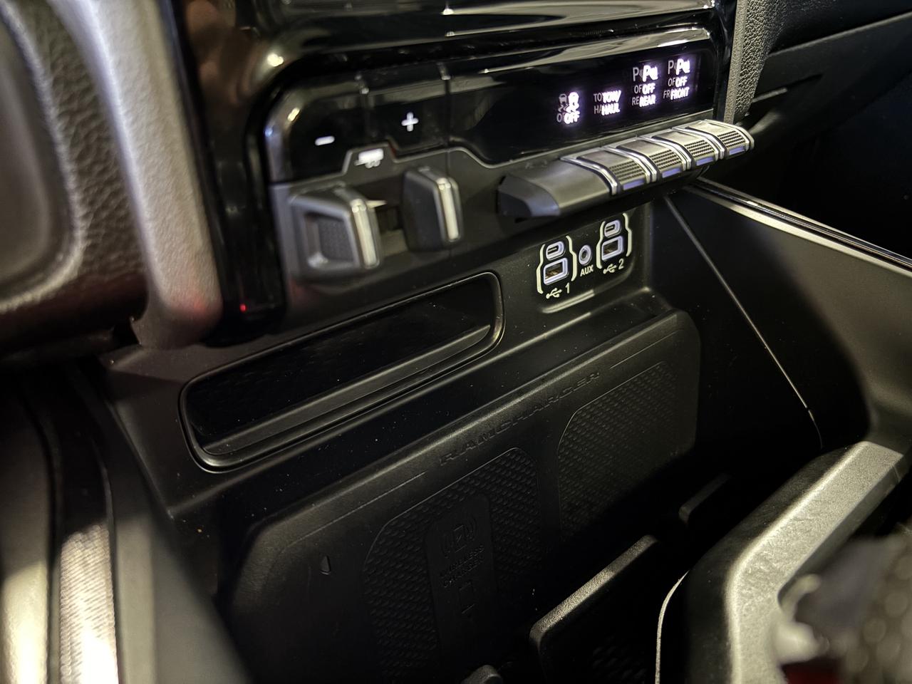 2023 RAM 1500 Sport|GT|HEMI|ETORQUE|4X4|CREW|LOADED|ALPINE|360|+ Photo