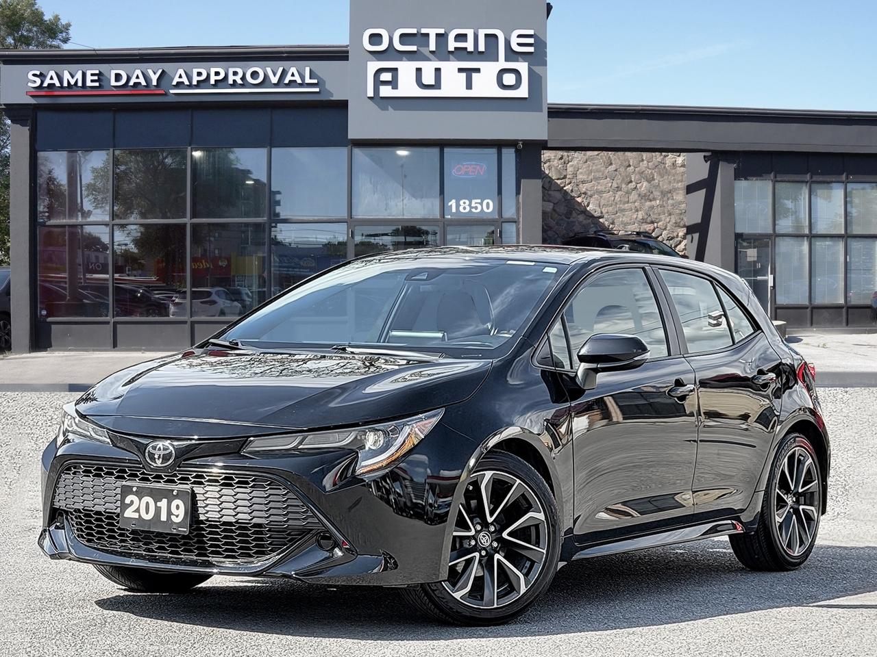 2019 Toyota Corolla Hatchback CVT - Photo #1