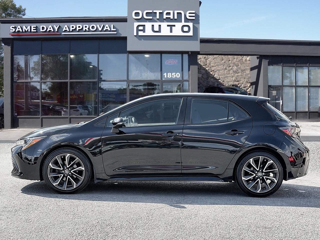 2019 Toyota Corolla Hatchback CVT Photo