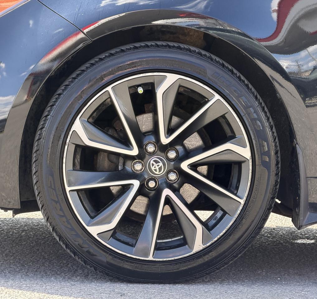 2019 Toyota Corolla Hatchback CVT Photo