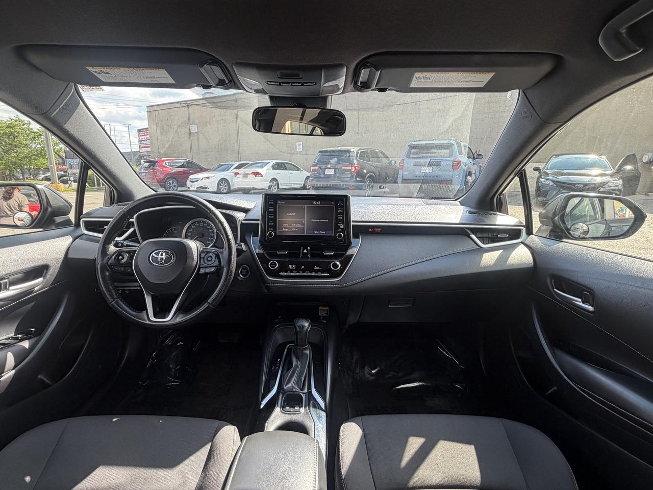 2019 Toyota Corolla Hatchback CVT Photo