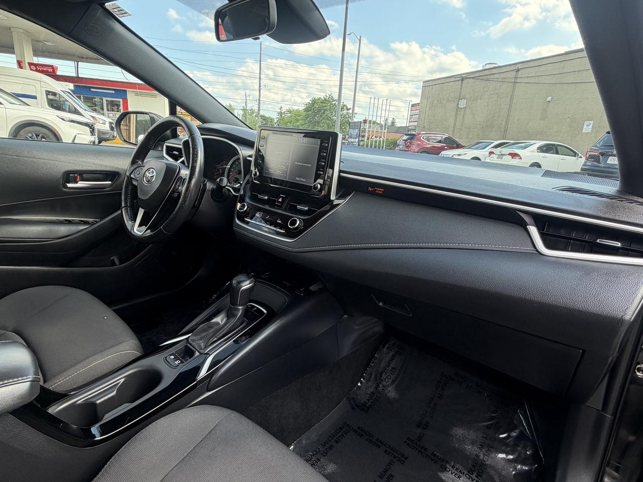 2019 Toyota Corolla Hatchback CVT Photo