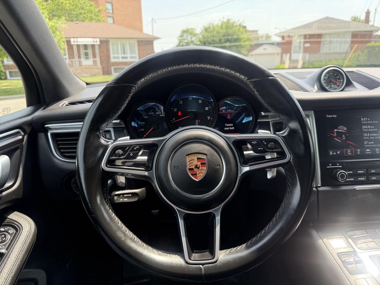 2018 Porsche Macan AWD Photo