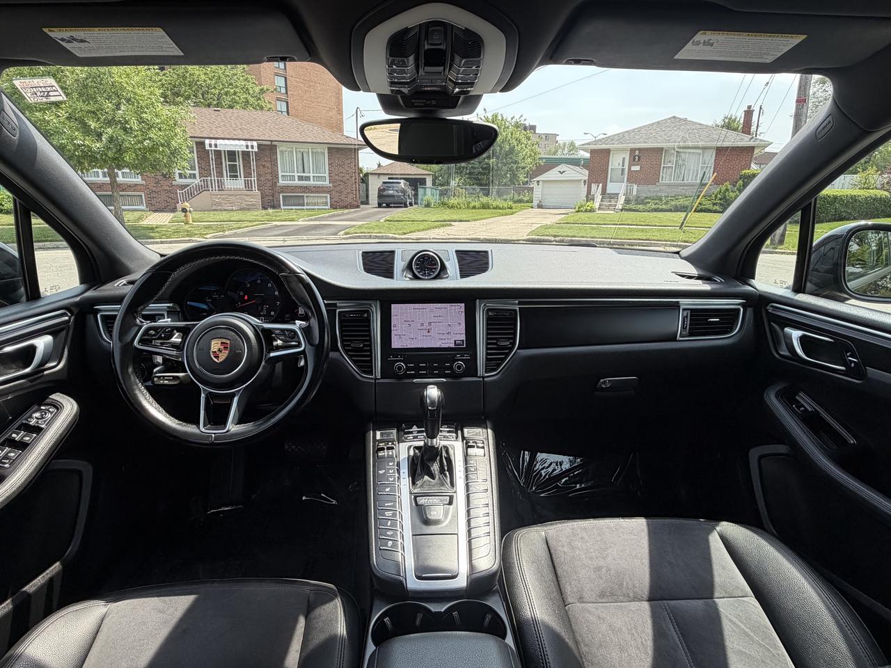2018 Porsche Macan AWD Photo