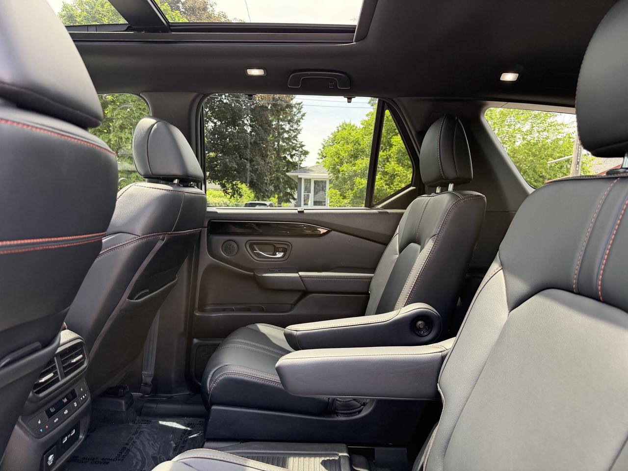 2023 Honda Pilot TrailSport AWD Photo