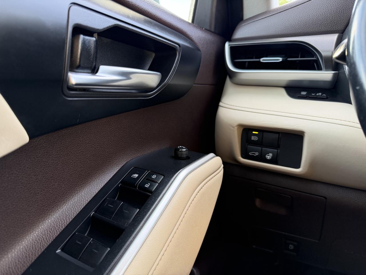 2022 Toyota Highlander HYBRID xle awd Photo