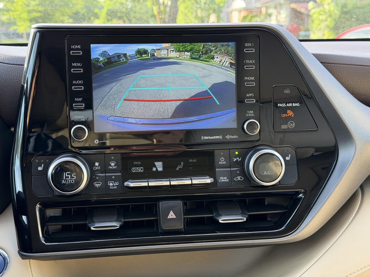 2022 Toyota Highlander HYBRID xle awd Photo