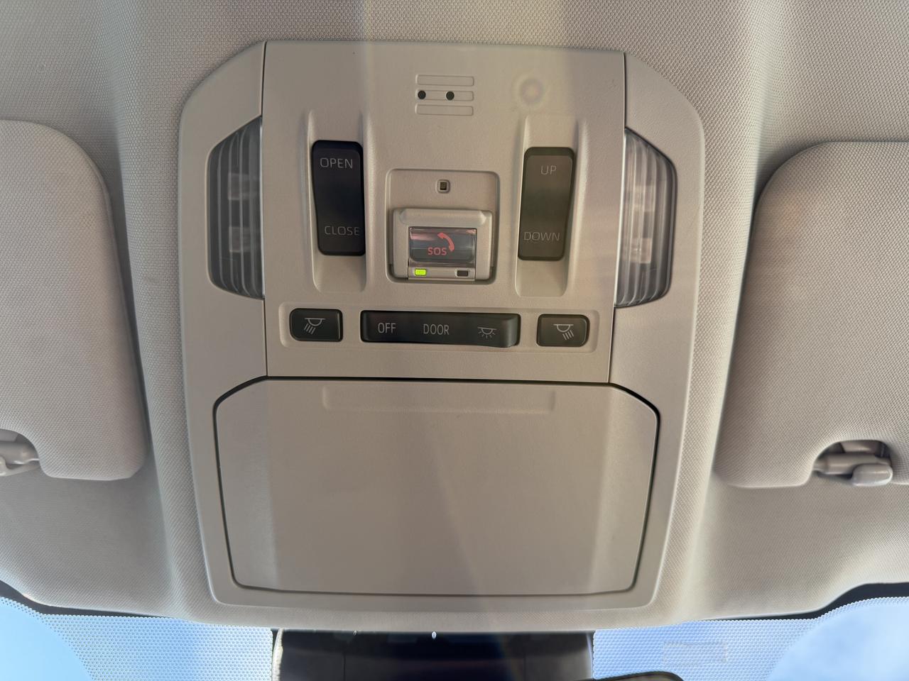 2022 Toyota Highlander HYBRID xle awd Photo