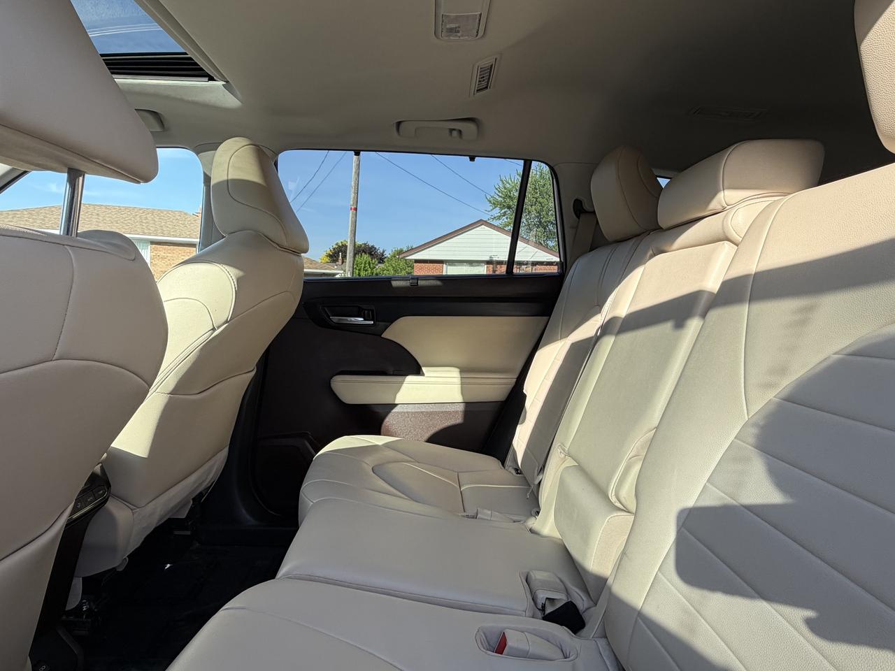 2022 Toyota Highlander HYBRID xle awd Photo
