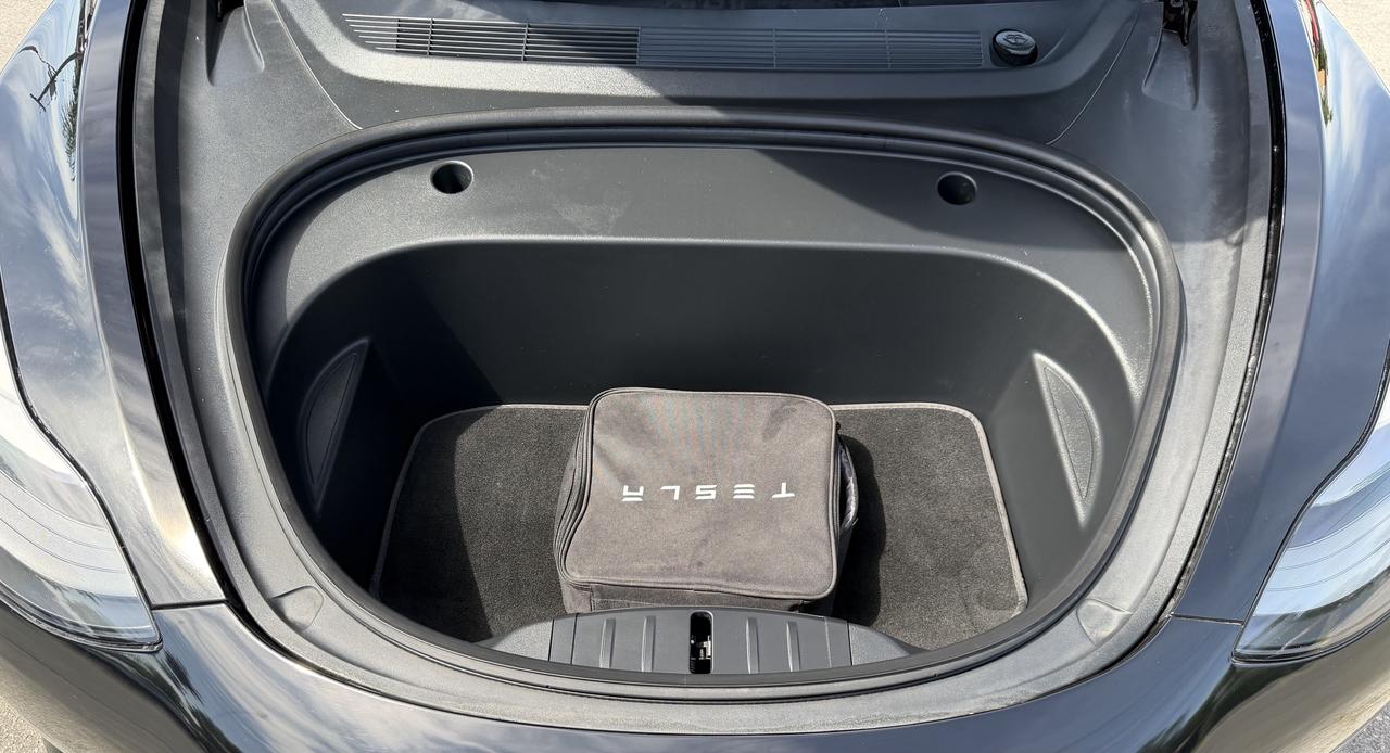 2021 Tesla Model 3 Standard Range RWD -Ltd Avail- Photo