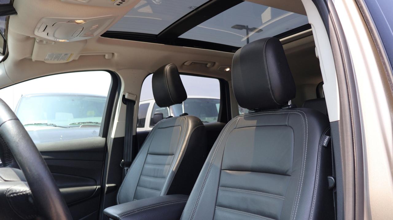 2018 Ford Escape Titanium | | Keyless Start | Photo