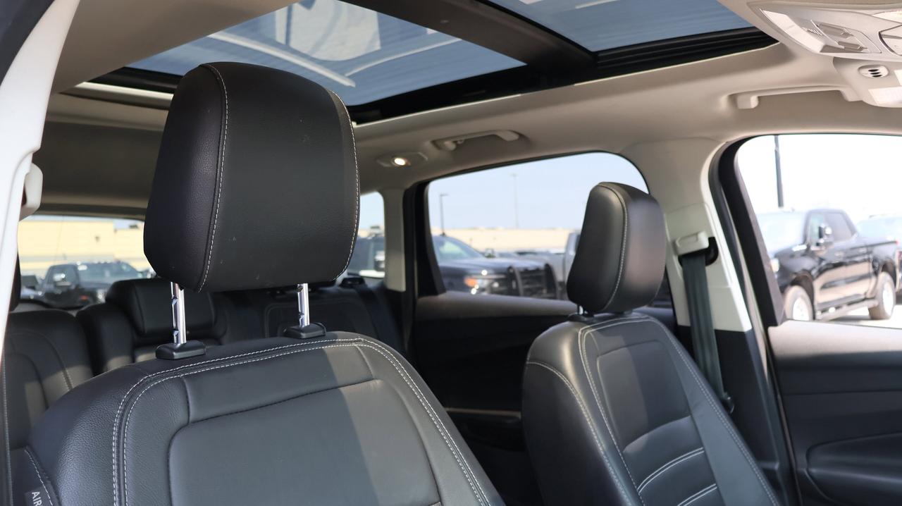 2018 Ford Escape Titanium | | Keyless Start | Photo