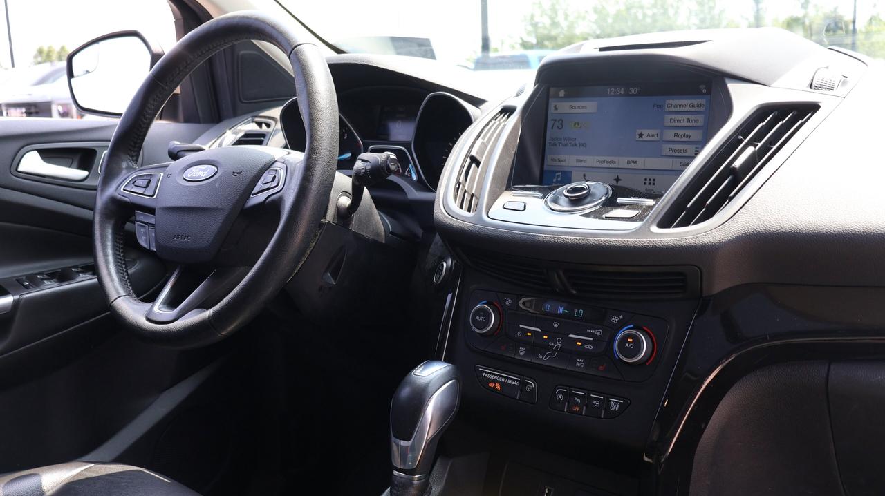 2018 Ford Escape Titanium | | Keyless Start | Photo