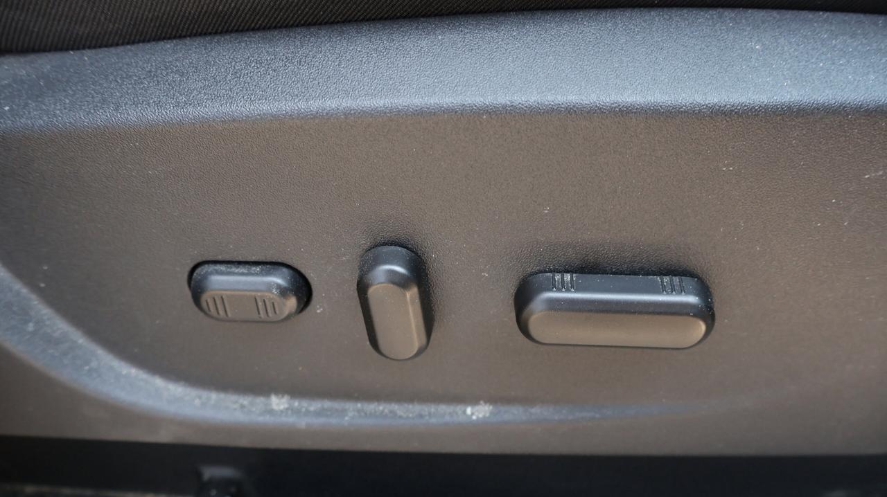2018 Ford Escape Titanium | | Keyless Start | Photo
