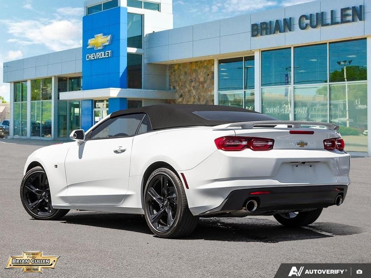 2023 Chevrolet Camaro 2LT 2dr Convertible 2LT Photo3