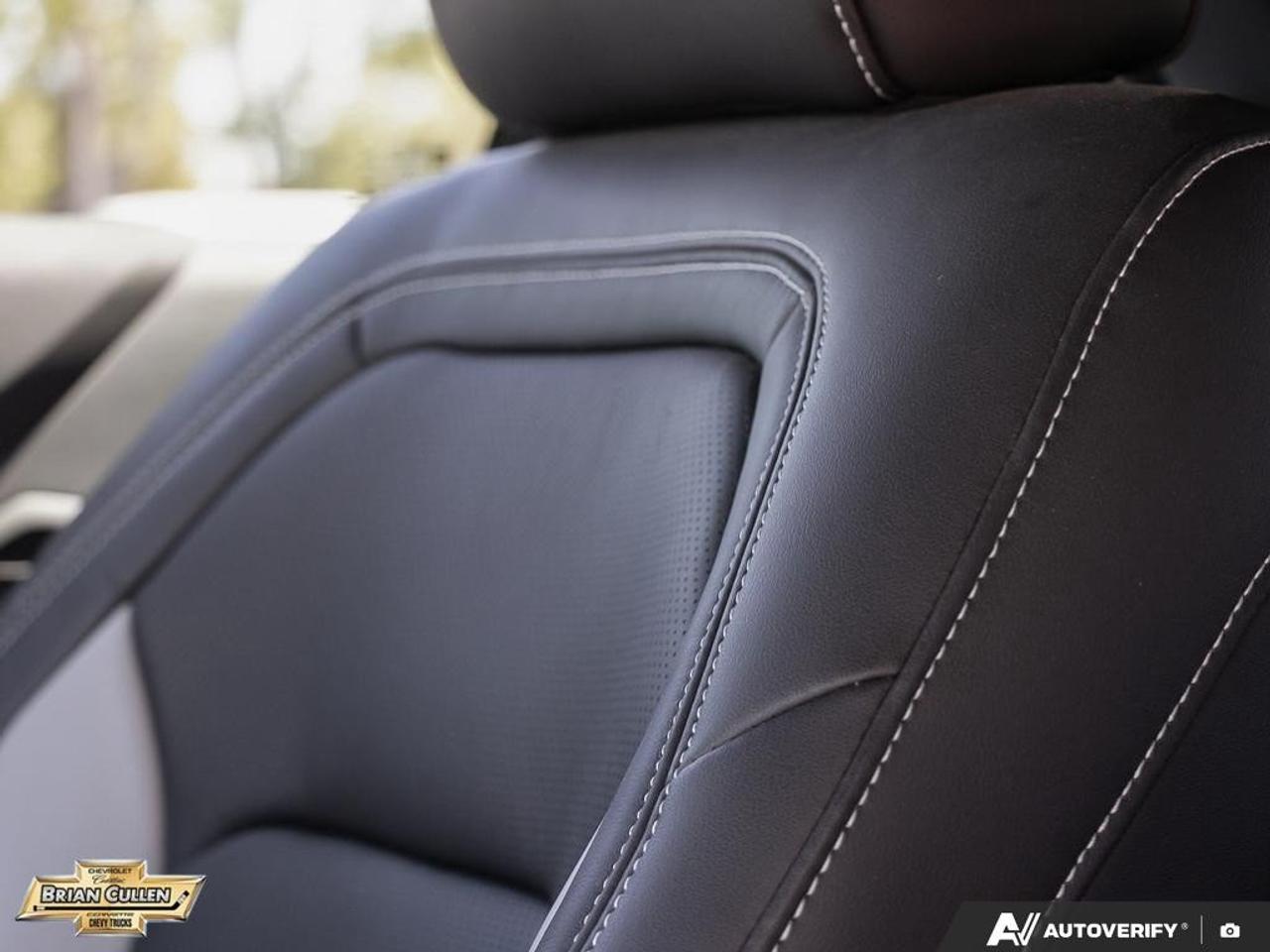 2023 Chevrolet Camaro 2LT 2dr Convertible 2LT Photo