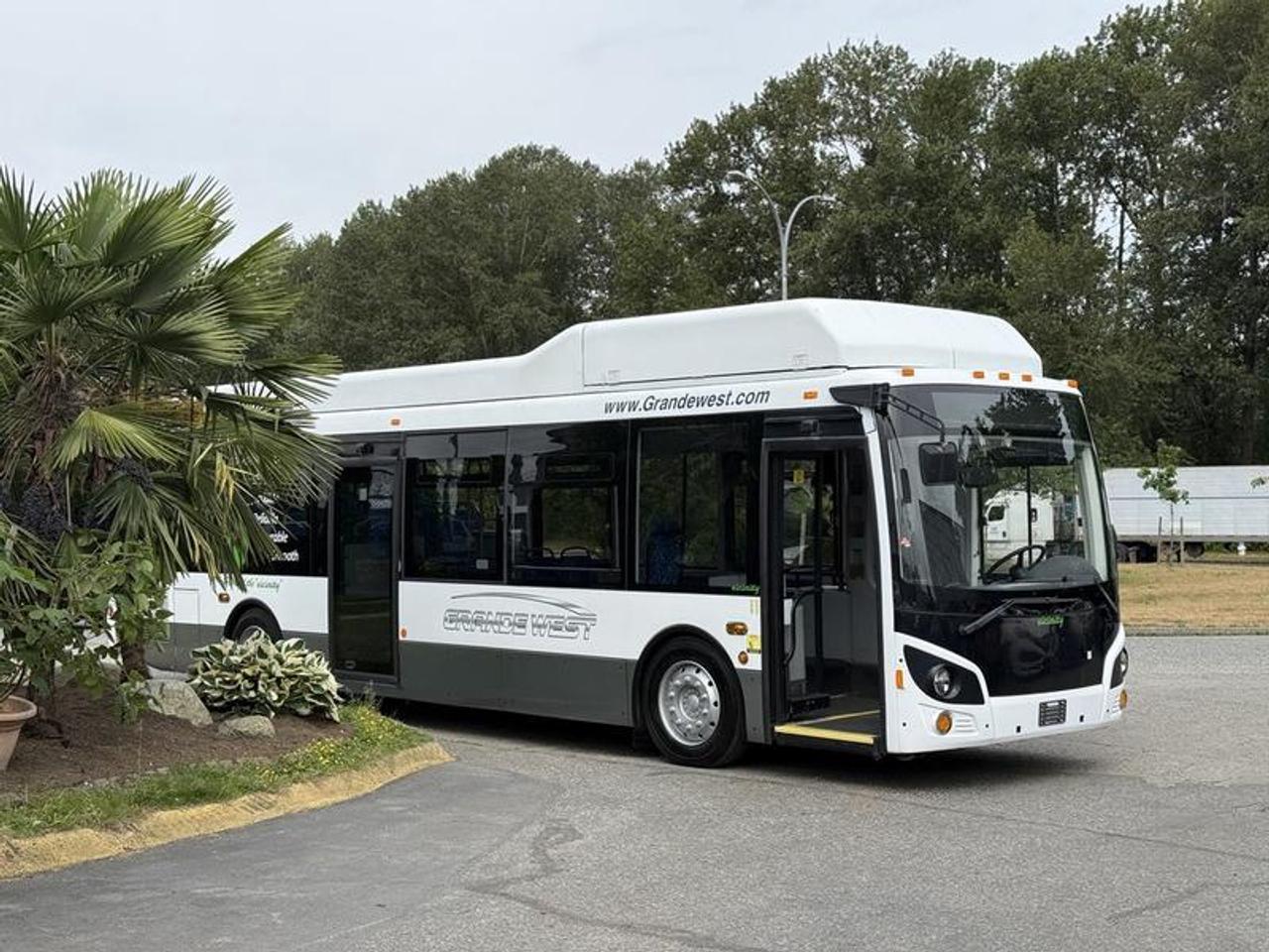 Used 2018 Grande West Vicinity 31-Passenger CNG Kneeling Bus with Wheelchair Ramp for sale in Burnaby, BC