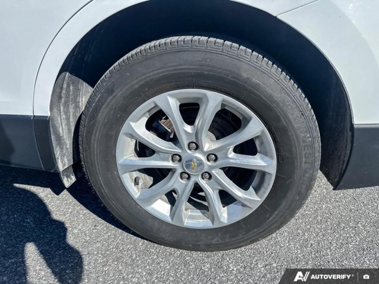 2019 Chevrolet Equinox LT  Winter and summers inc Photo