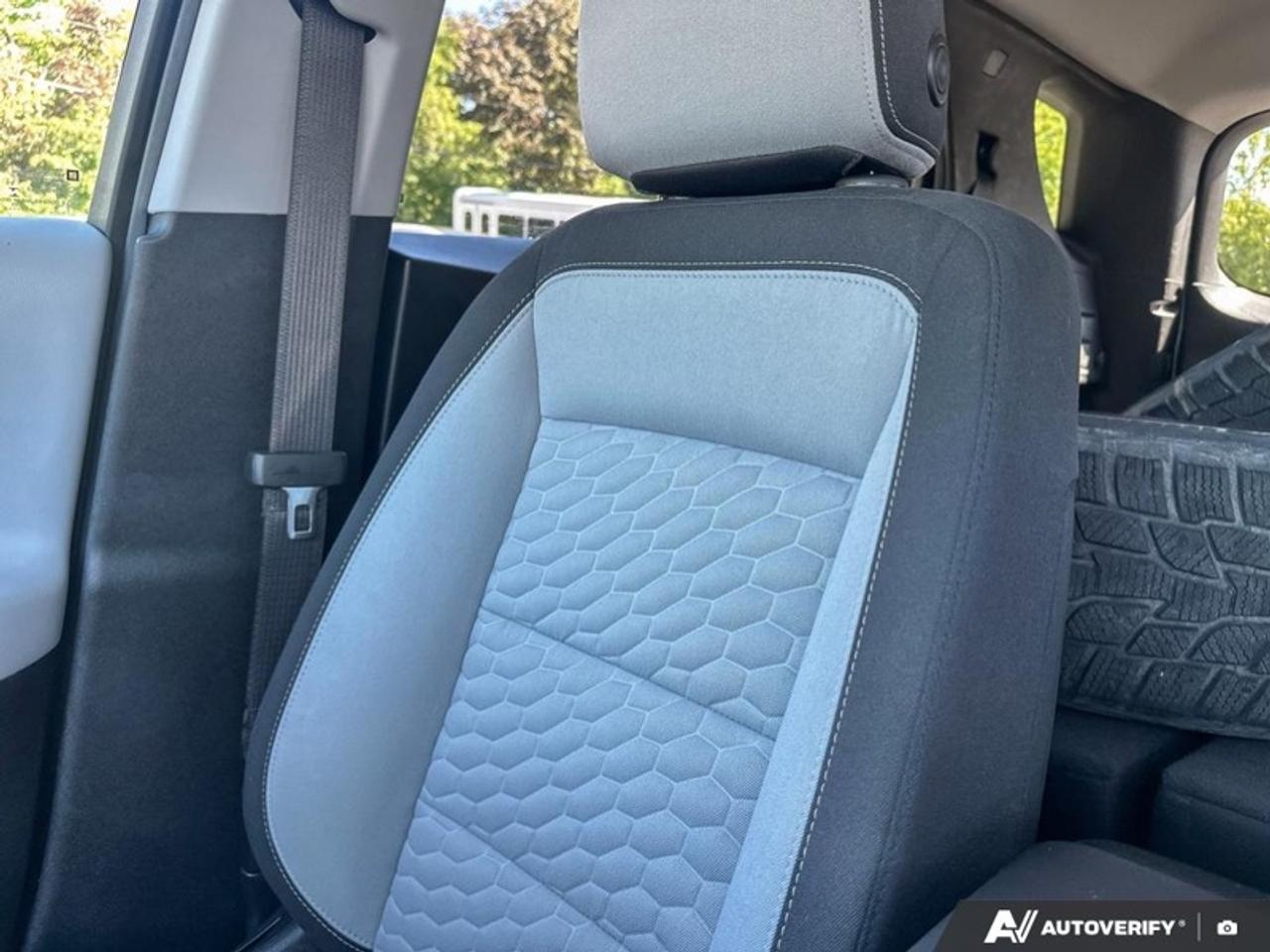 2019 Chevrolet Equinox LT  Winter and summers inc Photo