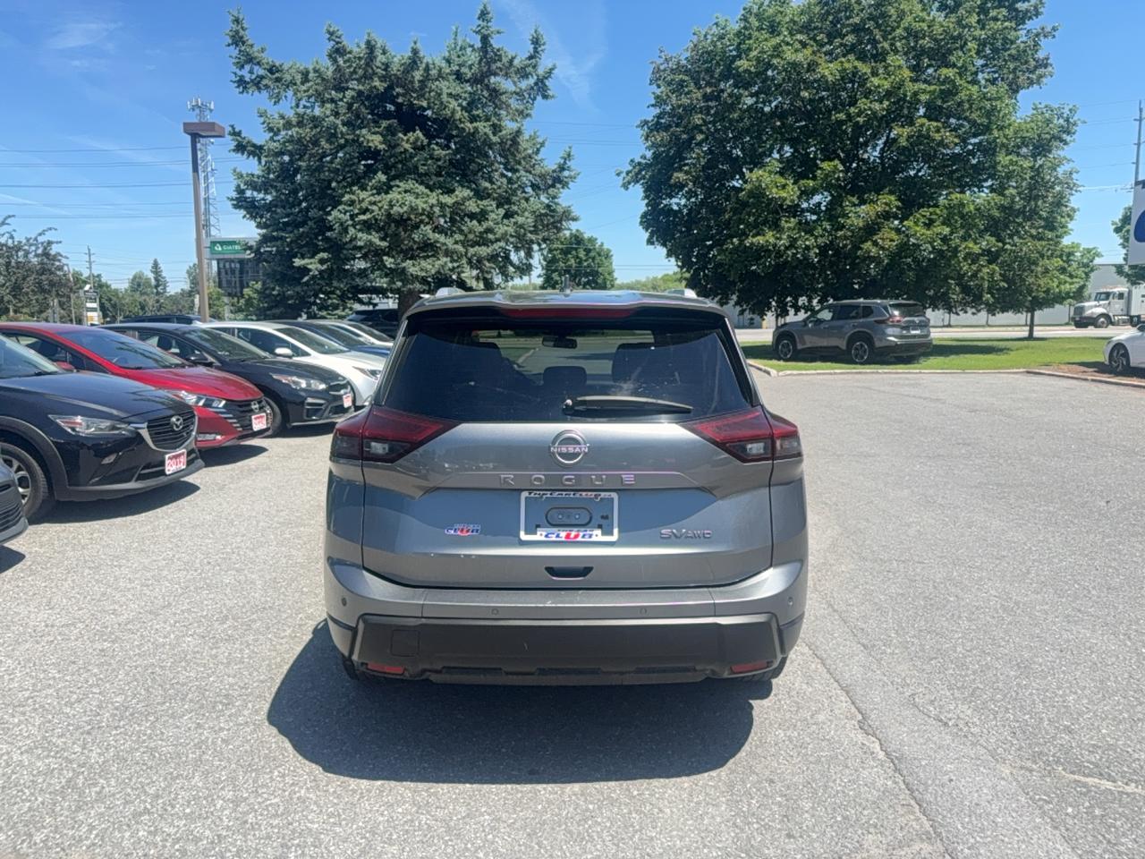 2024 Nissan Rogue SV MOONROOF