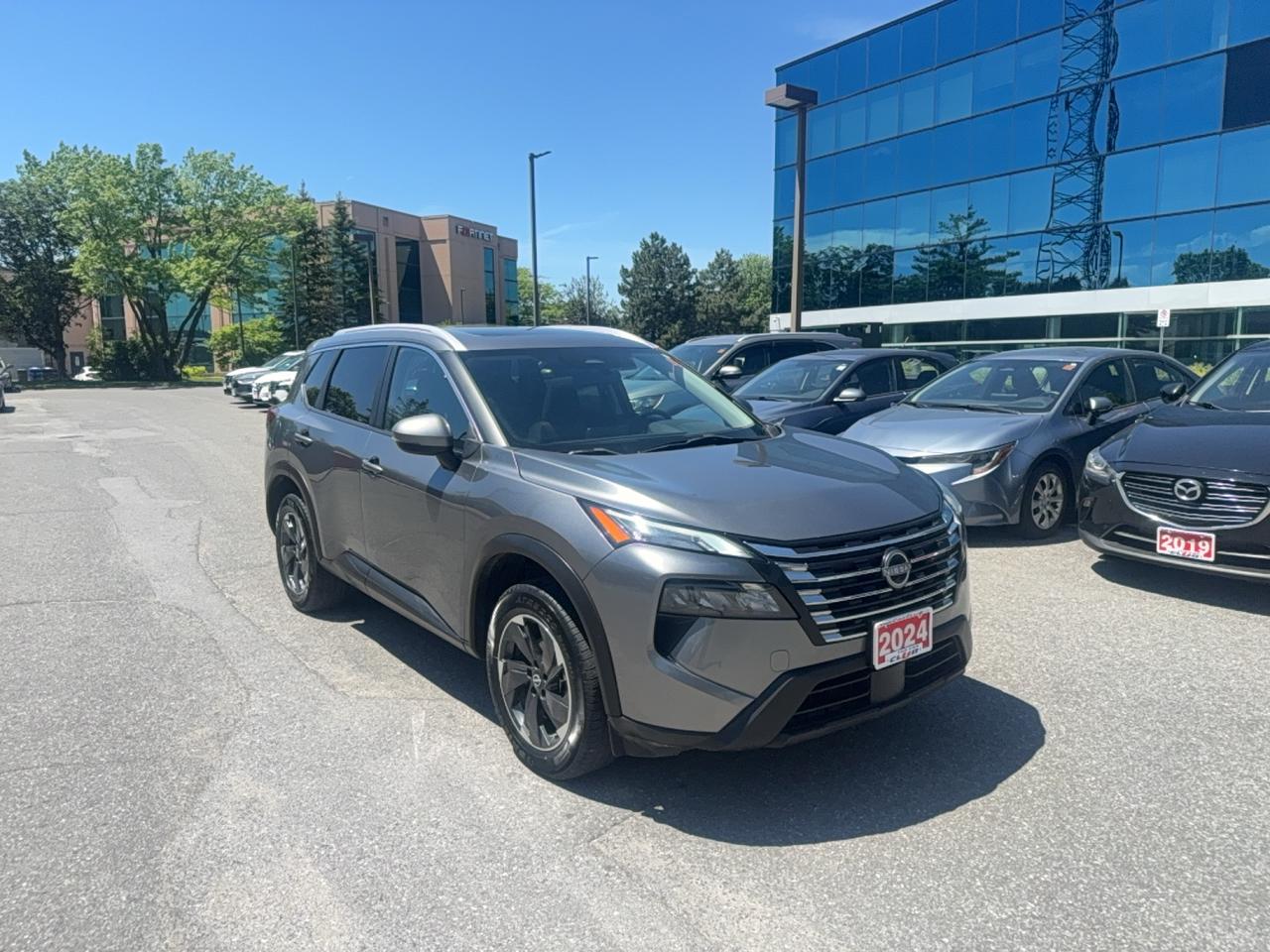 2024 Nissan Rogue SV MOONROOF