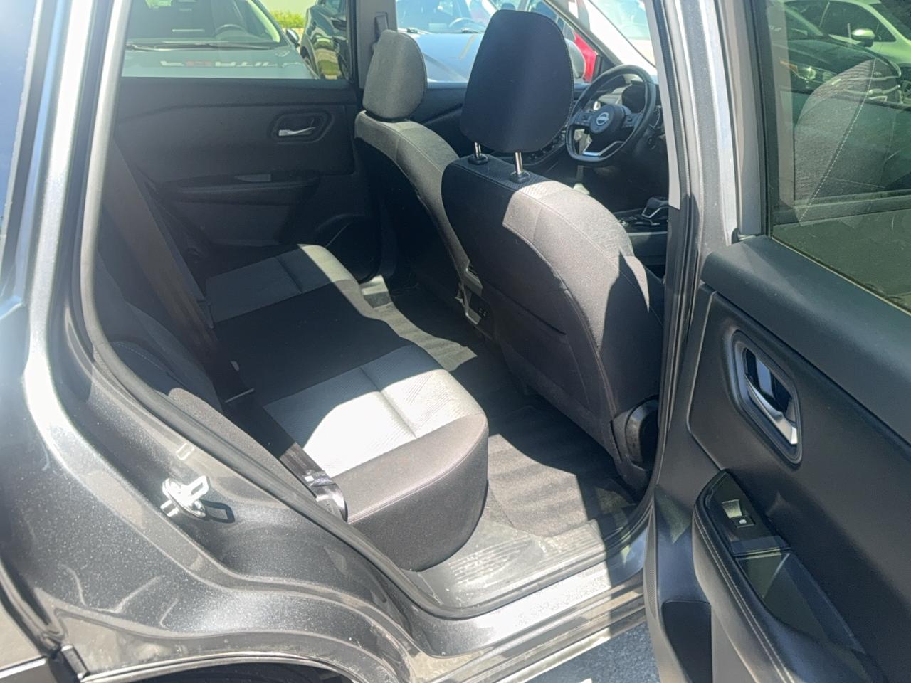2024 Nissan Rogue SV MOONROOF