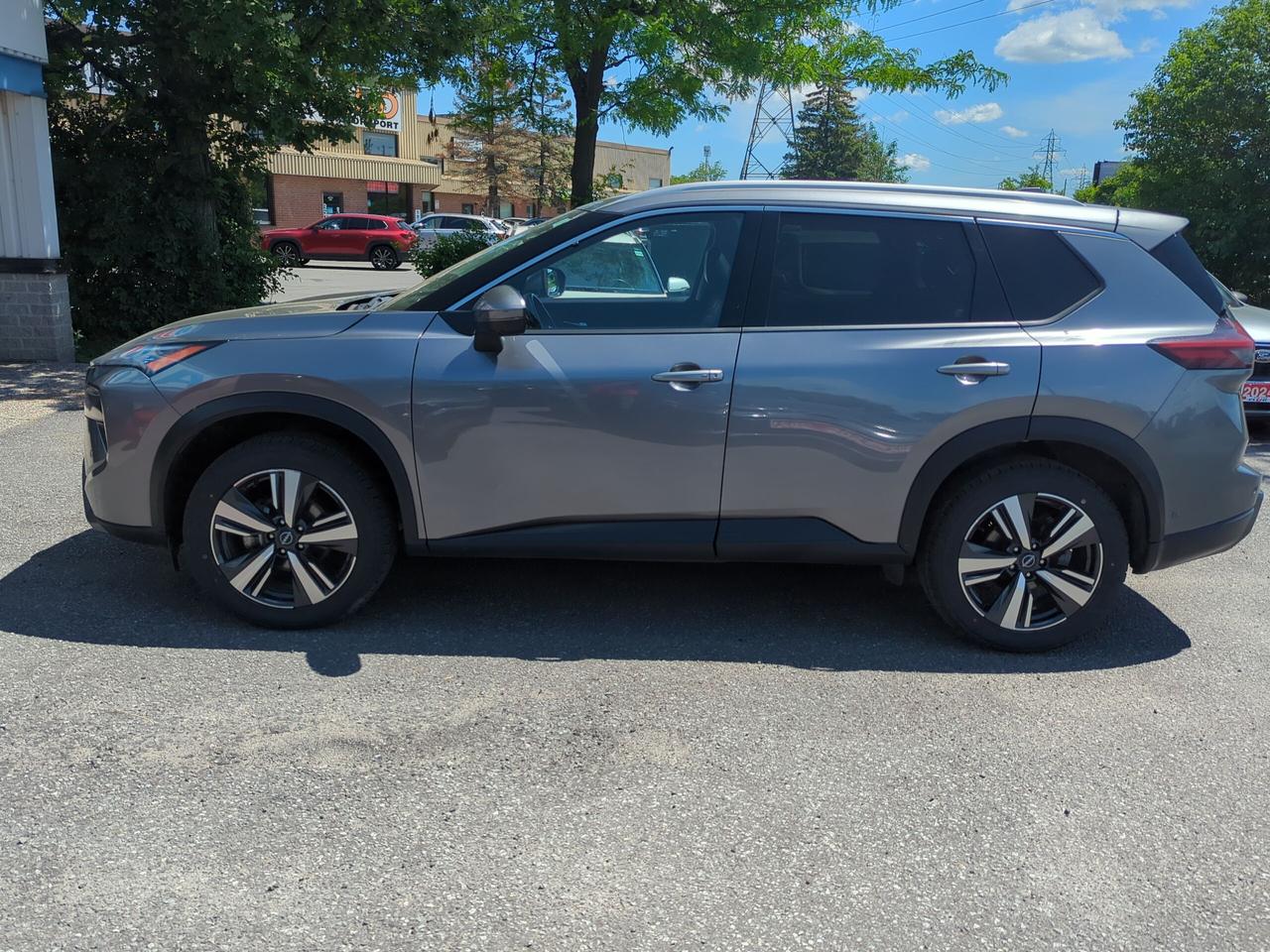 2024 Nissan Rogue SL Photo3