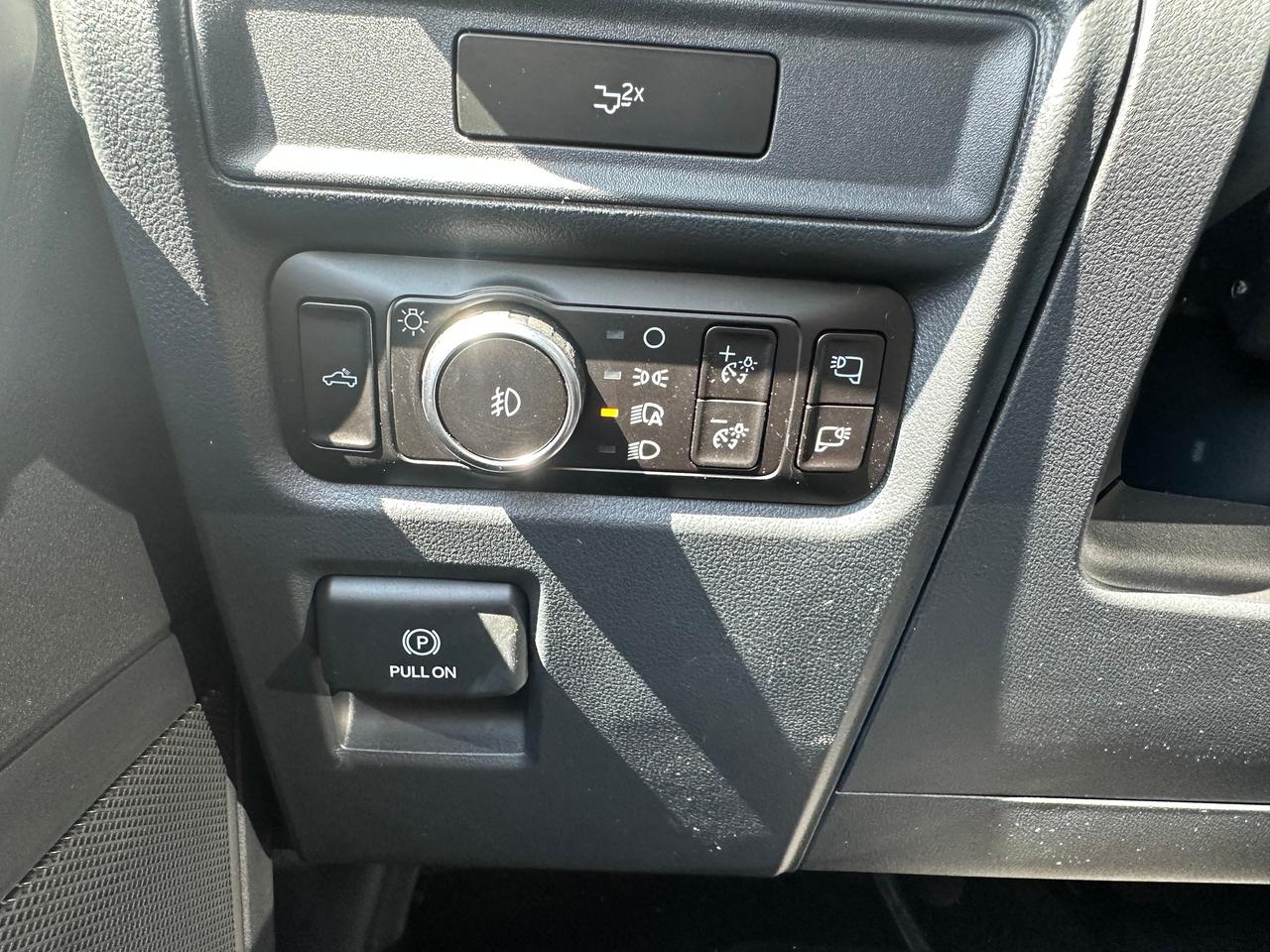 2026 Ford F-150 XLT 4WD SuperCrew 6.5' Box 302A Photo5