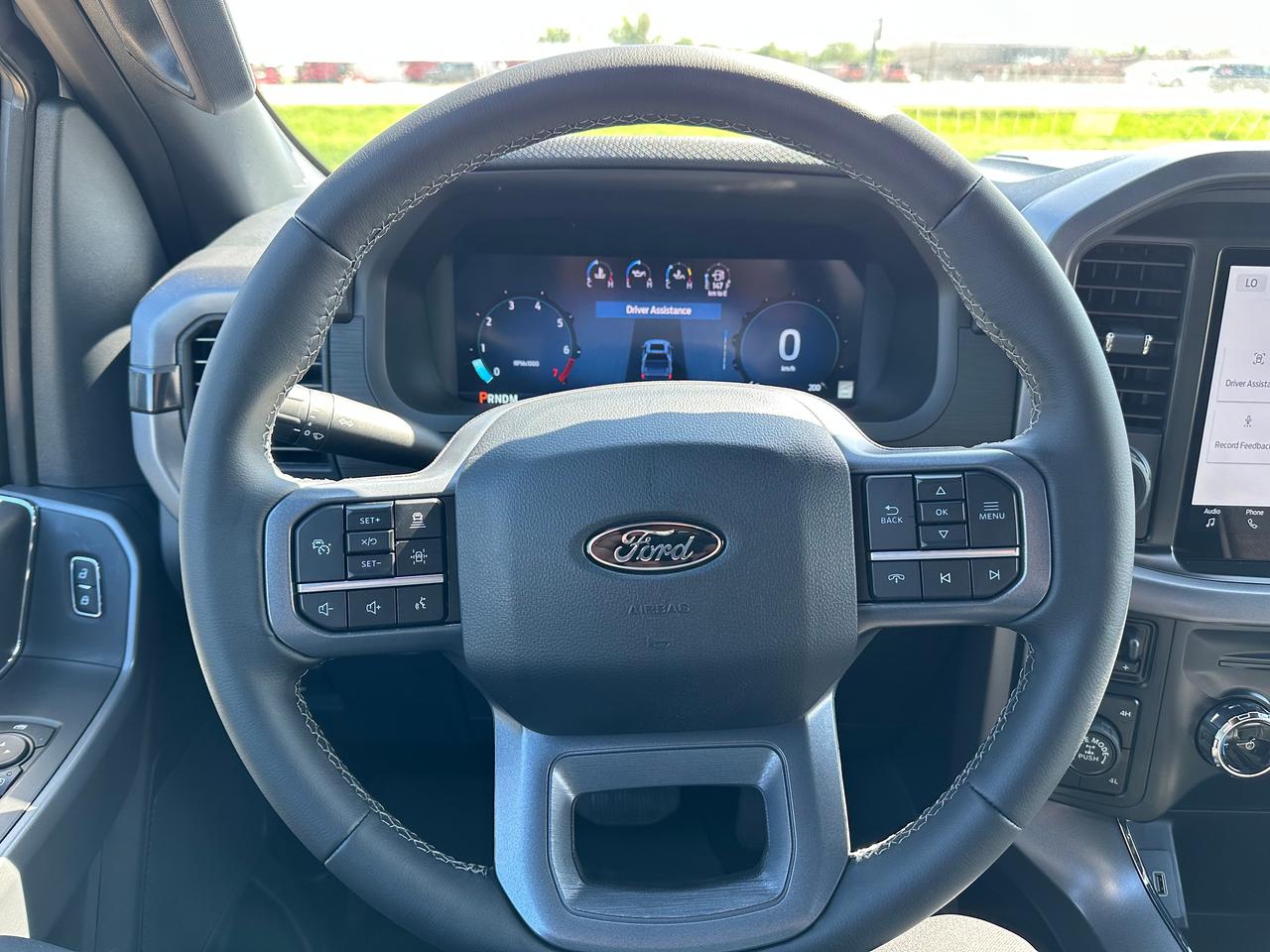 2026 Ford F-150 XLT 4WD SuperCrew 5.5' Box 302A Photo5