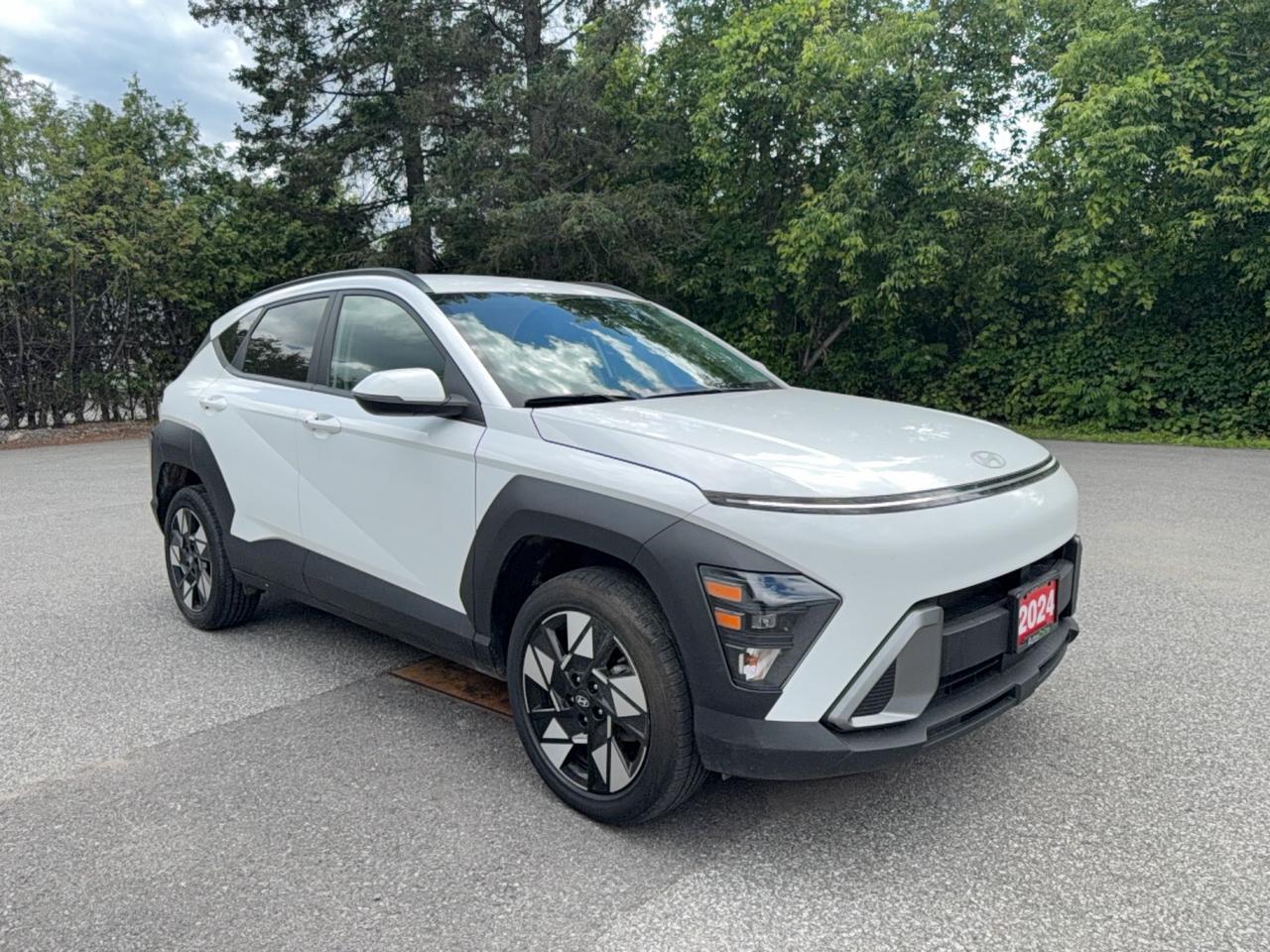 2024 Hyundai KONA DRIVE ASSIST- AWD - HEATED SEATS/STEERING WHEEL - WIRELESS APPLE CARPLAY + ANDROID AUTO Photo