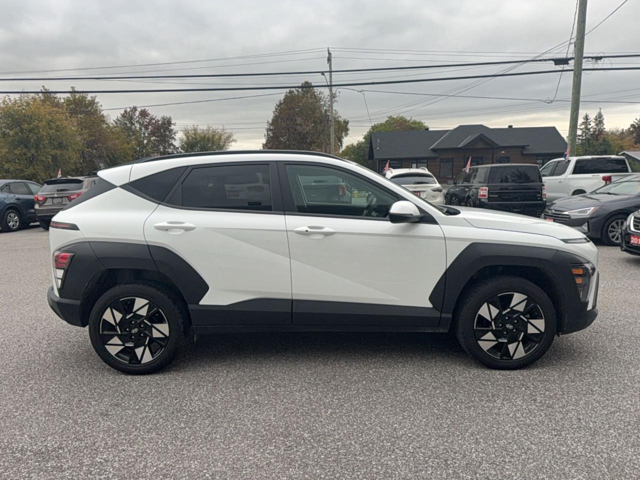 2024 Hyundai KONA DRIVE ASSIST- AWD - HEATED SEATS/STEERING WHEEL - WIRELESS APPLE CARPLAY + ANDROID AUTO Photo
