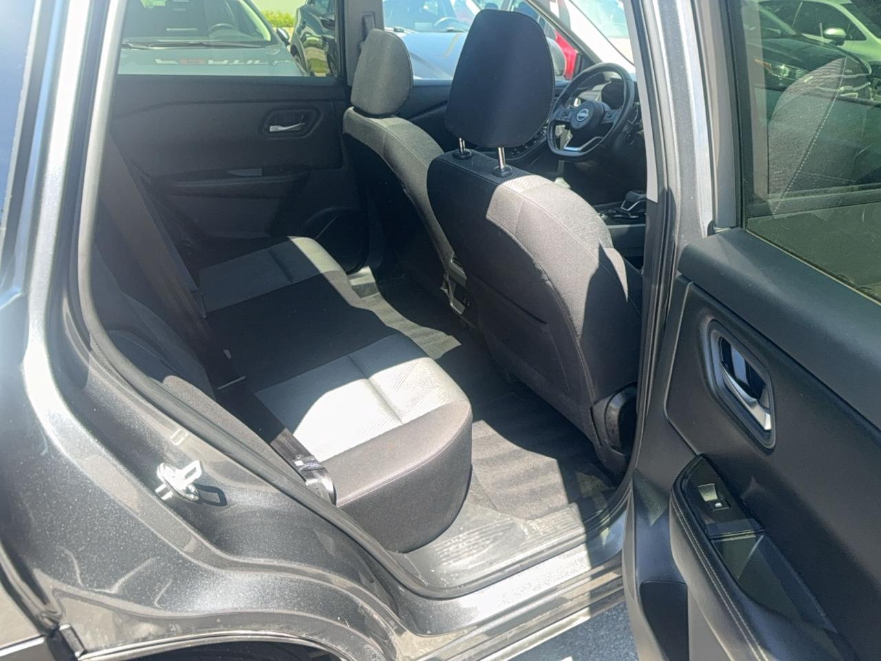 2024 Nissan Rogue SV MOONROOF