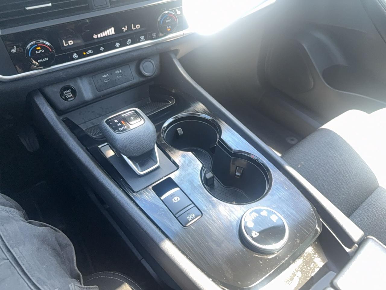 2024 Nissan Rogue SV MOONROOF