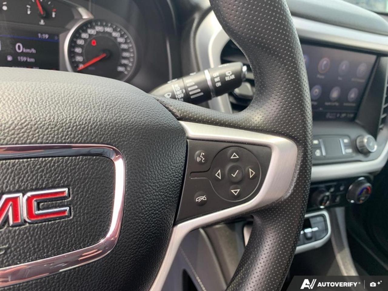 2023 GMC Acadia SLE  - Power Liftgate -  Remote Start Photo