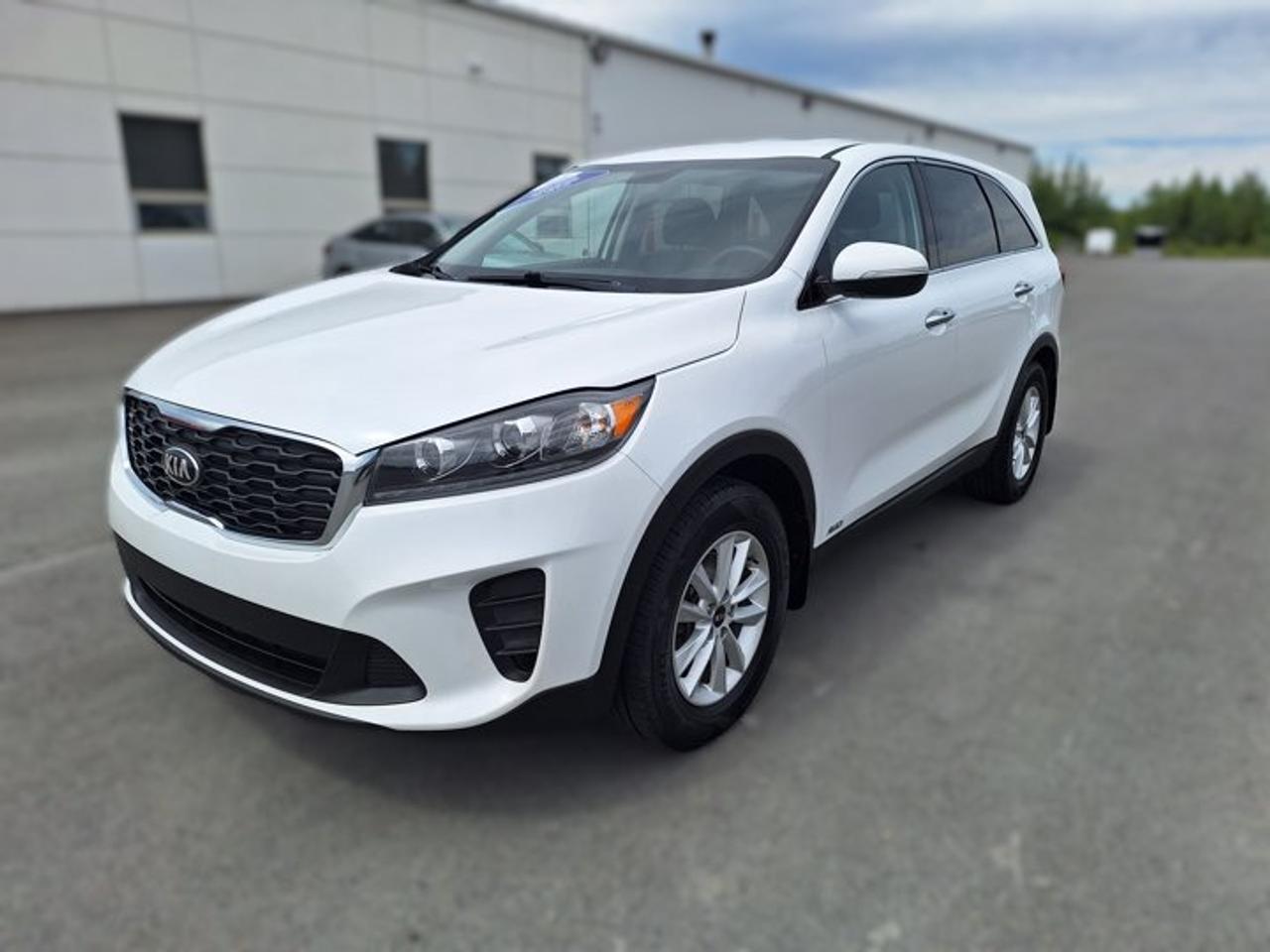Small SUV 4WD, LX AWD, 6-Speed Automatic w/OD, Regular Unleaded I-4 2.4 L/144