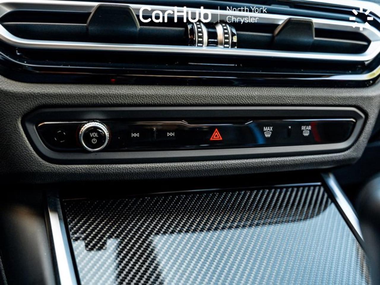 2023 BMW M2 6-Speed Manual Carbon Roof Carbon Interior Active Exhaust Navi Photo