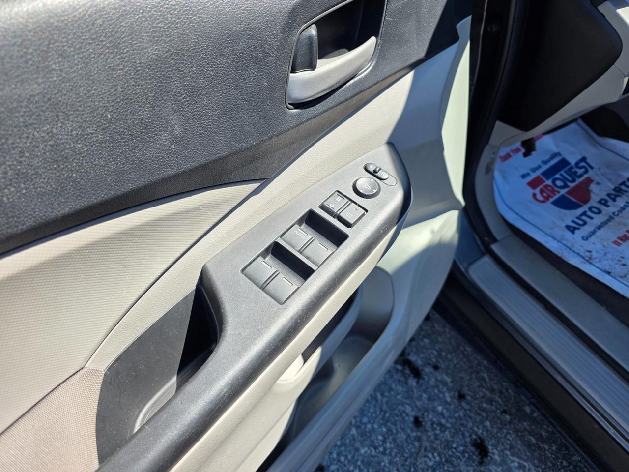 2013 Honda CR-V LX Photo