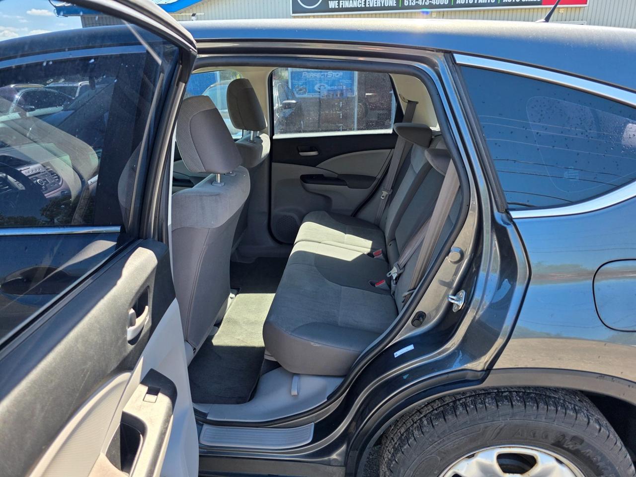 2013 Honda CR-V LX Photo