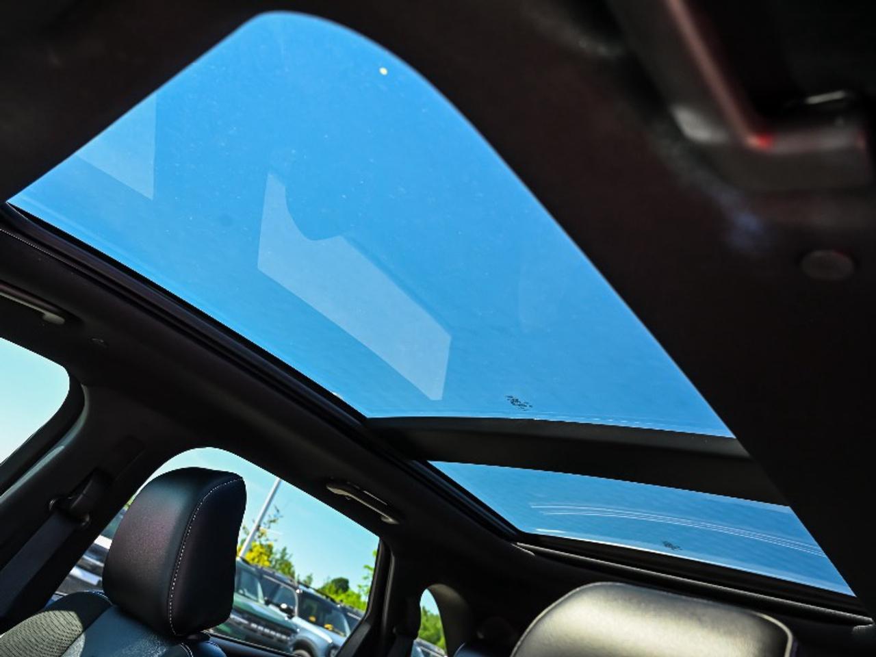 2020 Ford Edge ST Photo