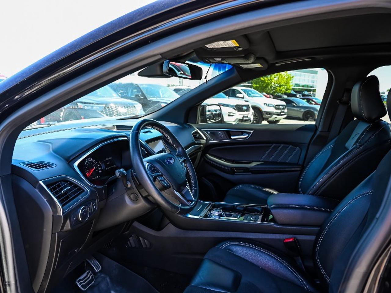 2020 Ford Edge ST Photo