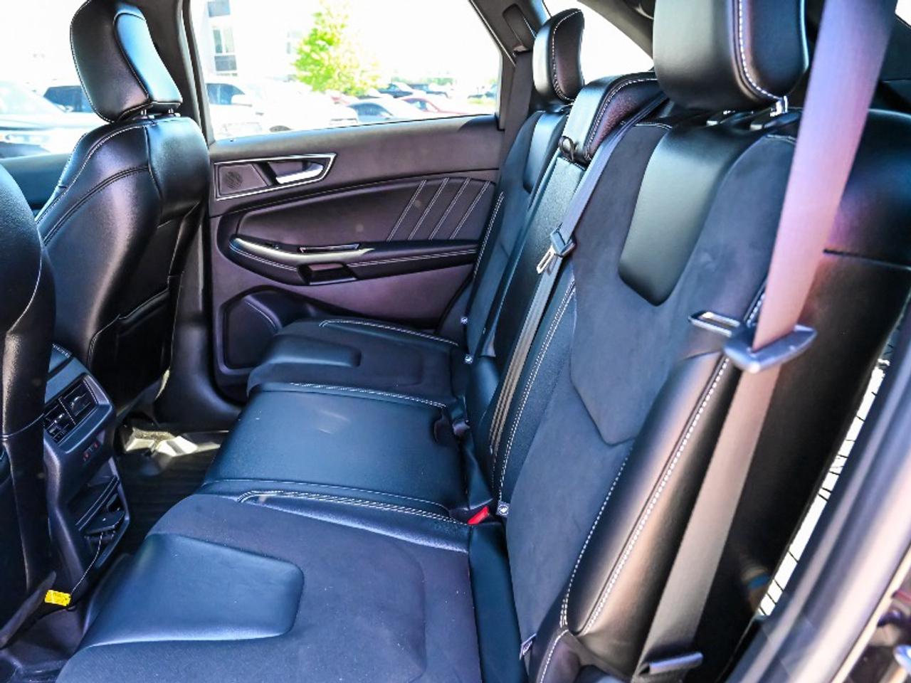 2020 Ford Edge ST Photo