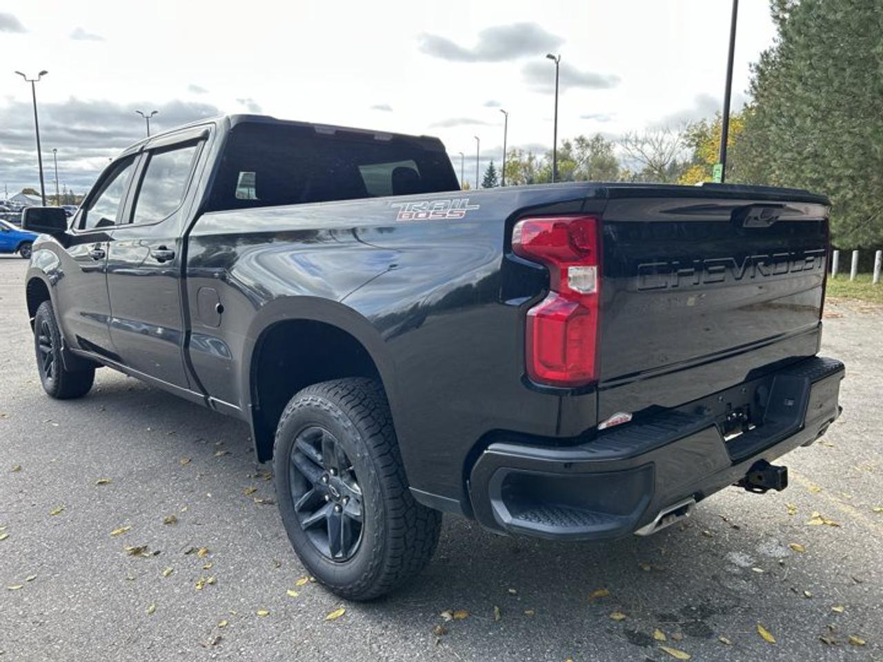 2024 Chevrolet Silverado 1500 Custom Trail Boss Z71 Crew Cab 4X4 | No Accidents Photo